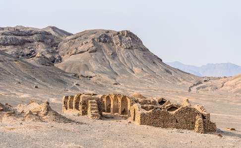 De Zoroastrian Towers of Silence bij Yazd