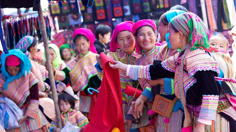 De grote markt van Bac Ha op zondag