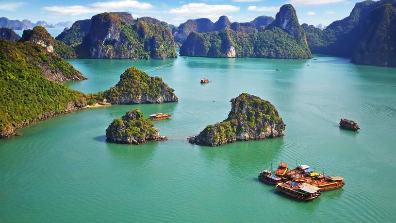Een boottocht door Halong Bay is één van de hoogtepunten tijdens een reis door Vietnam