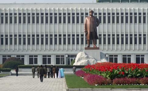 Wonsan, Kim Il Sung Plein