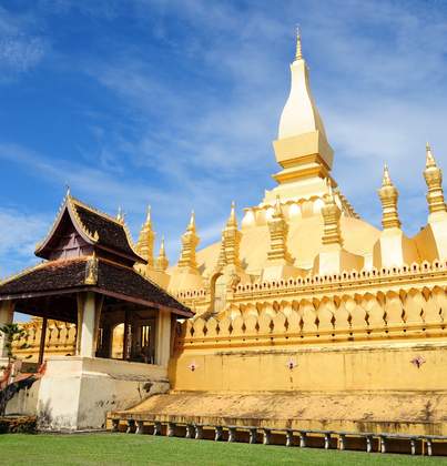 In de hoofstad Vientiane blinkt het goud u tegemoet bij Wat Phra Tat Luang