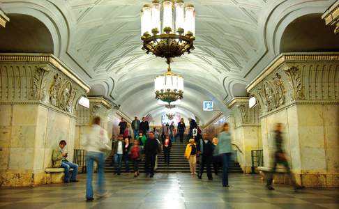 De metro van Moskou is bekend om zijn bijzondere metrostations