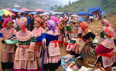 Ontdek één van de minderheden markten in Noord-Vietnam