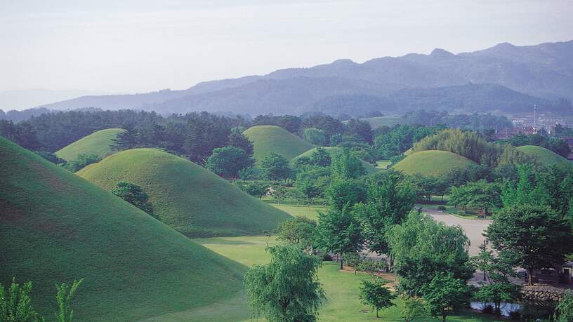 Gyeongju, Tumuli Park, Daereungwon