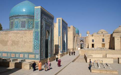 Het Shah-i-Zinda, 24 tombes bij elkaar, ligt in Samarkand