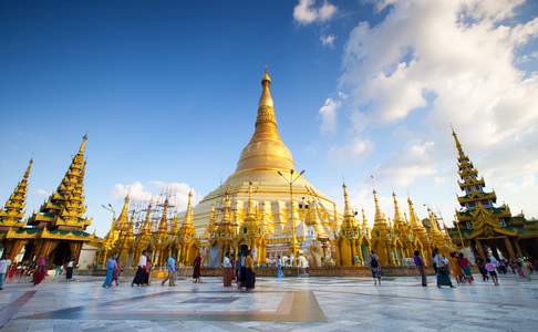De Shwedagon pagode in Yangon